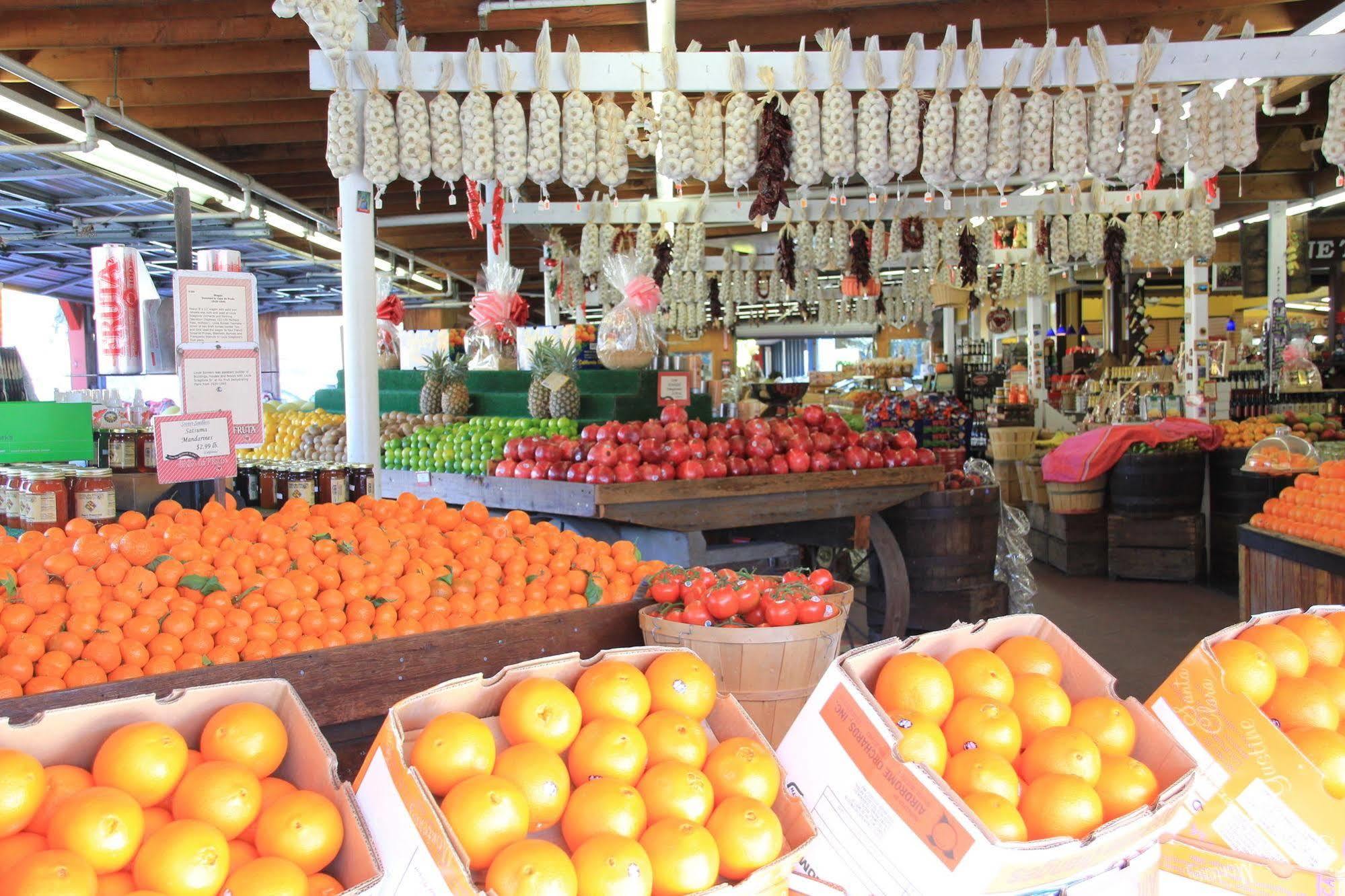 Casa De Fruta Inn Hollister Exteriér fotografie